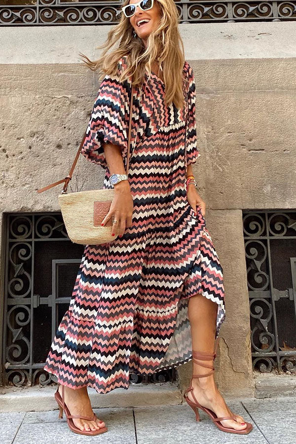 Sommerkleid Damen | Maxi mit Blumenprint & Stufenrock