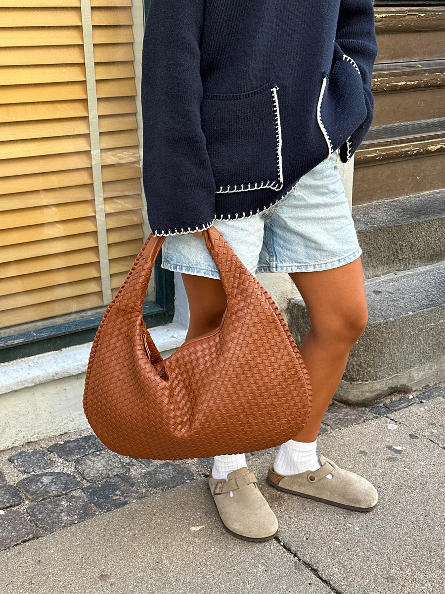 Handtasche Damen | Geflochtenes Design & Geräumige Form