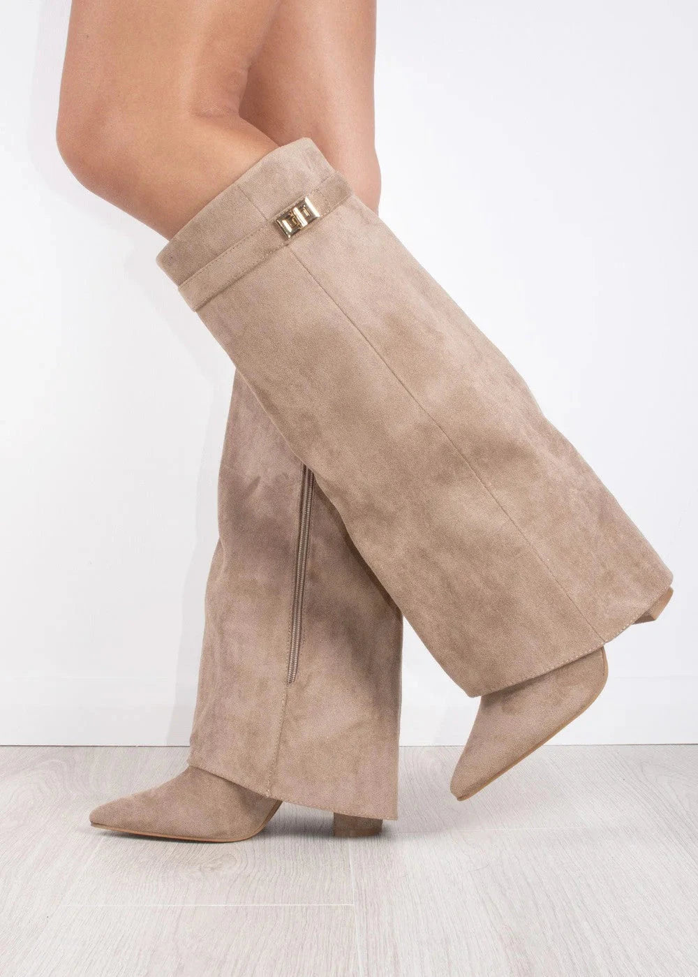 Stiefel Damen | Kniehoch mit Umschlagschaft & Golddetail