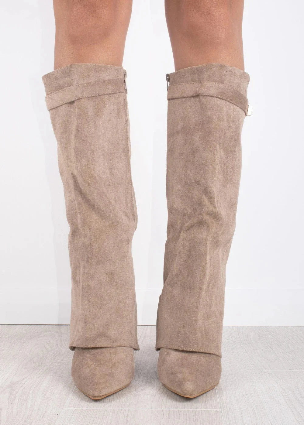 Stiefel Damen | Kniehoch mit Umschlagschaft & Golddetail