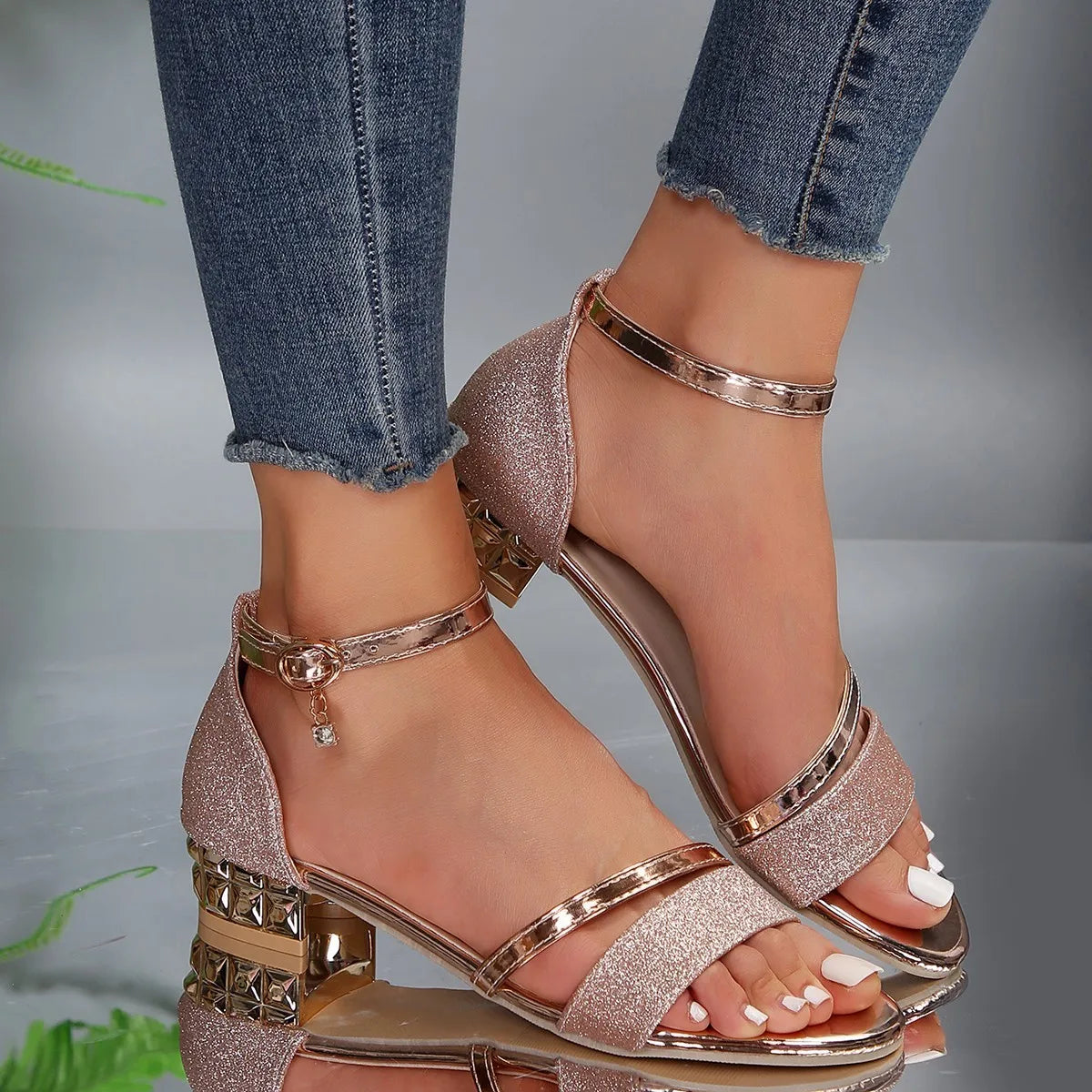 Sandalen Damen | Blockabsatz & Knöchelriemen