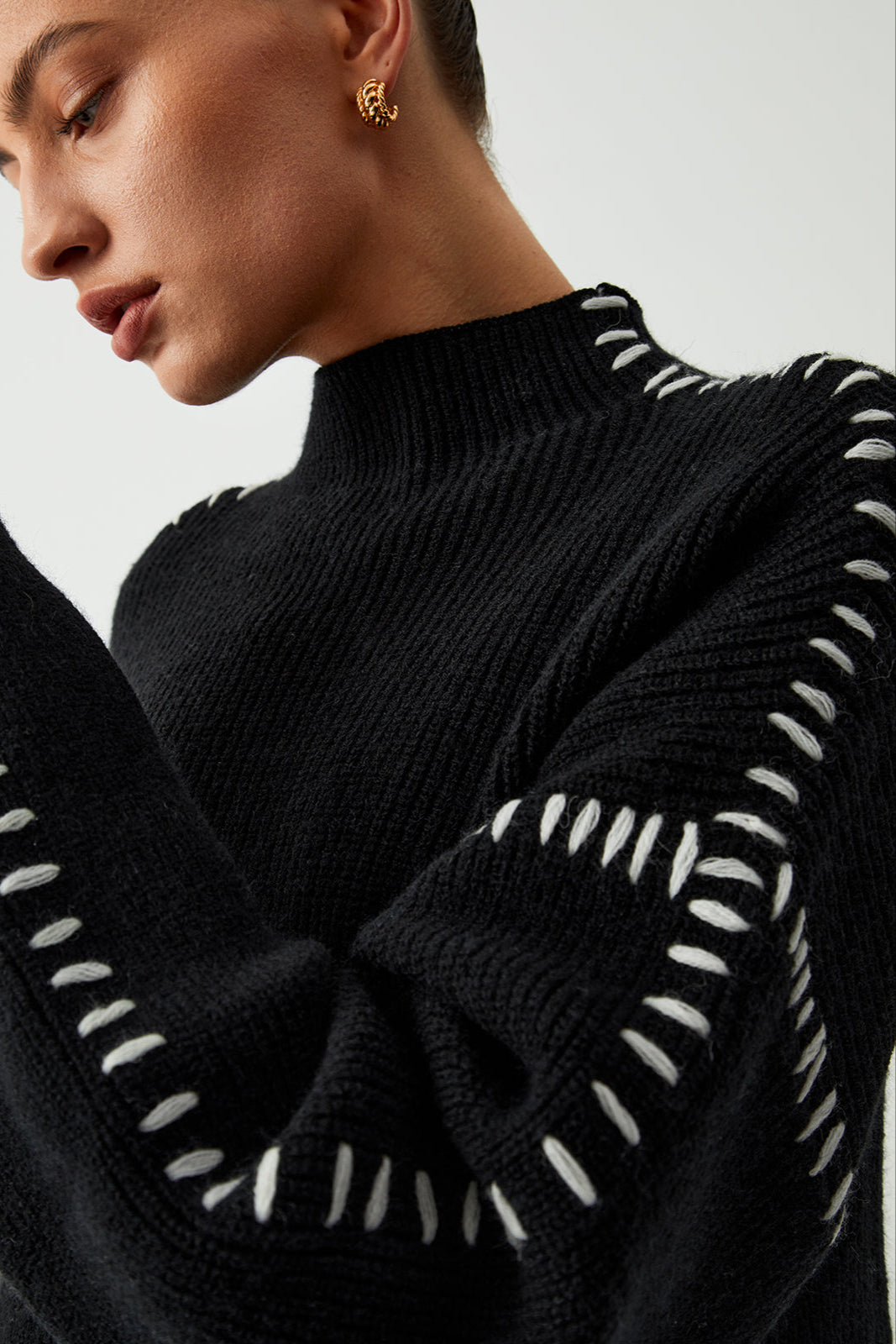 Damenstrickpullover | Oversize-Passform & Moderner Stehkragen