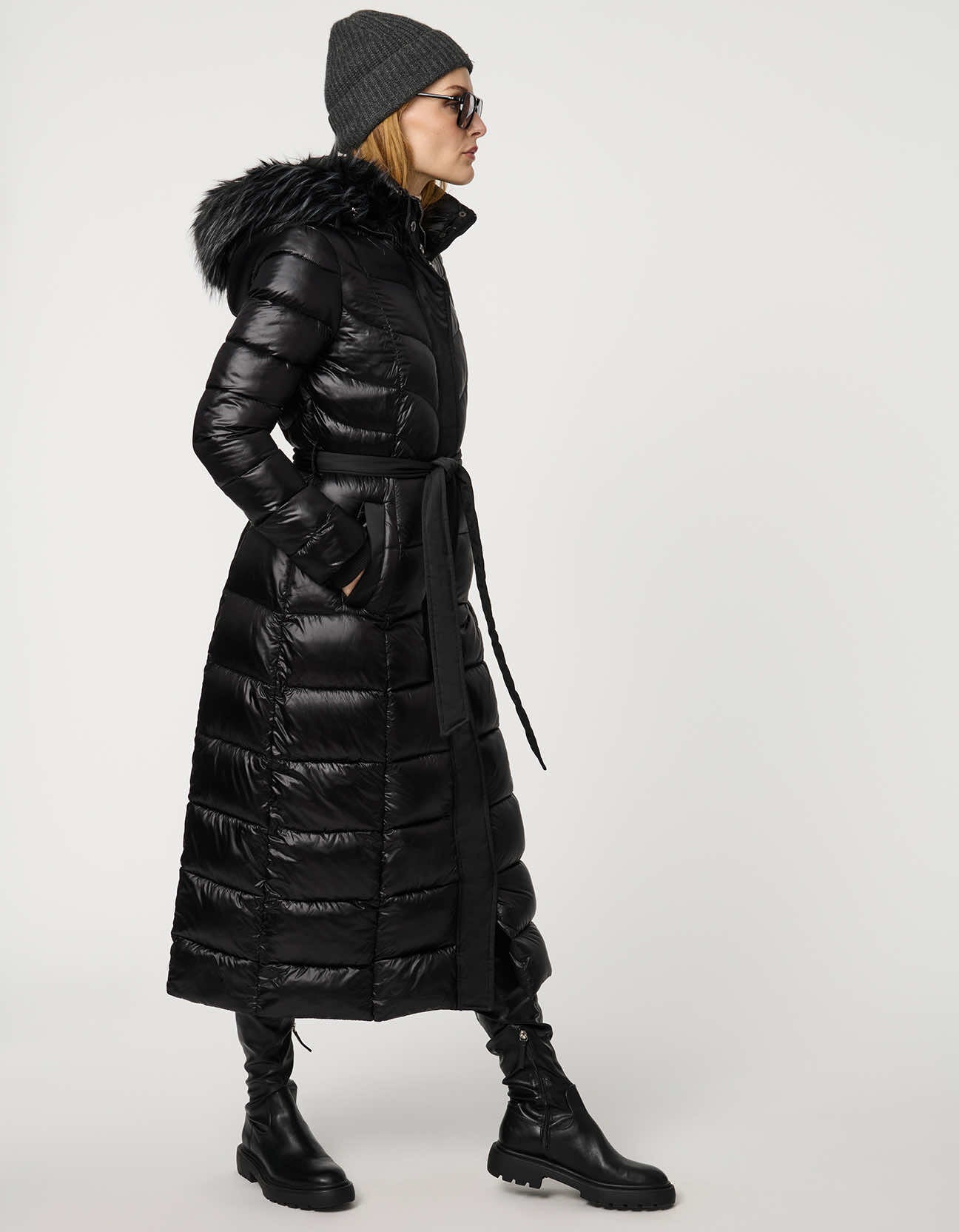 Winterjacke Damen | Abnehmbare Kapuze mit Wasserabweisende Ausführung