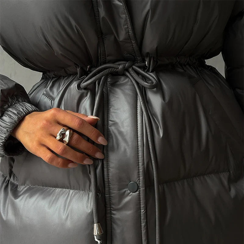 Linette - Winterjacke Damen | Verstellbare Taille & Kapuzendesign