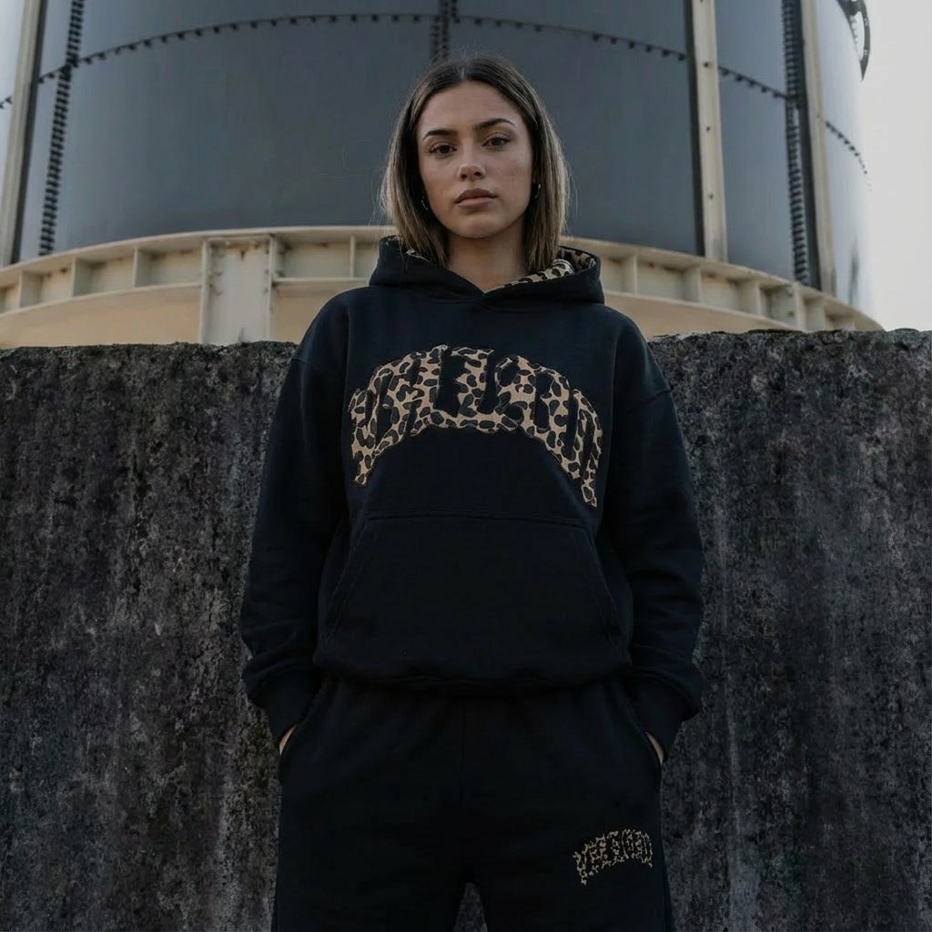 Zweiteiliges Set Damen | Hoodie & Jogginghose mit Leopardenmuster